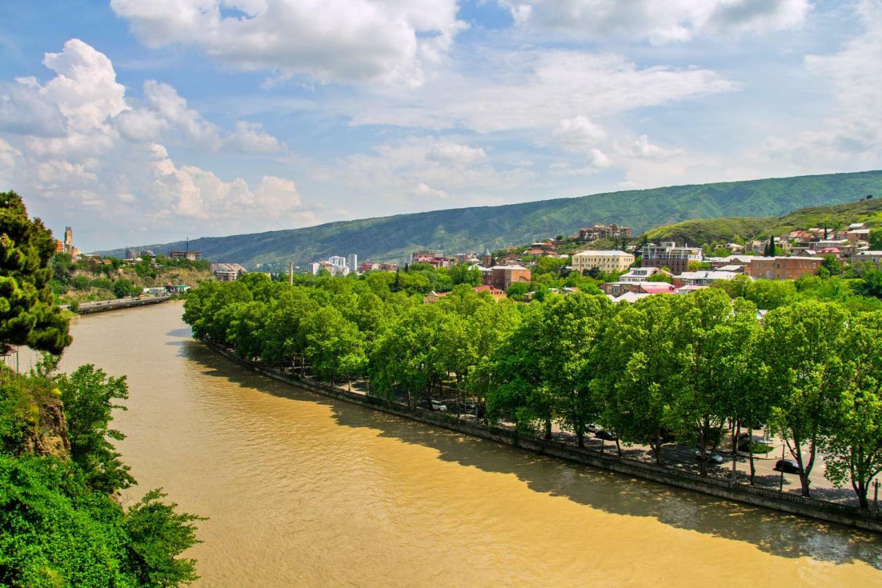 Apartments Of Aurumi Tbilisi Exterior photo
